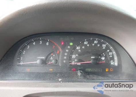 2004 Toyota Camry Le z USA, uszkodzony, nr VIN 4T1BE32K94U854215